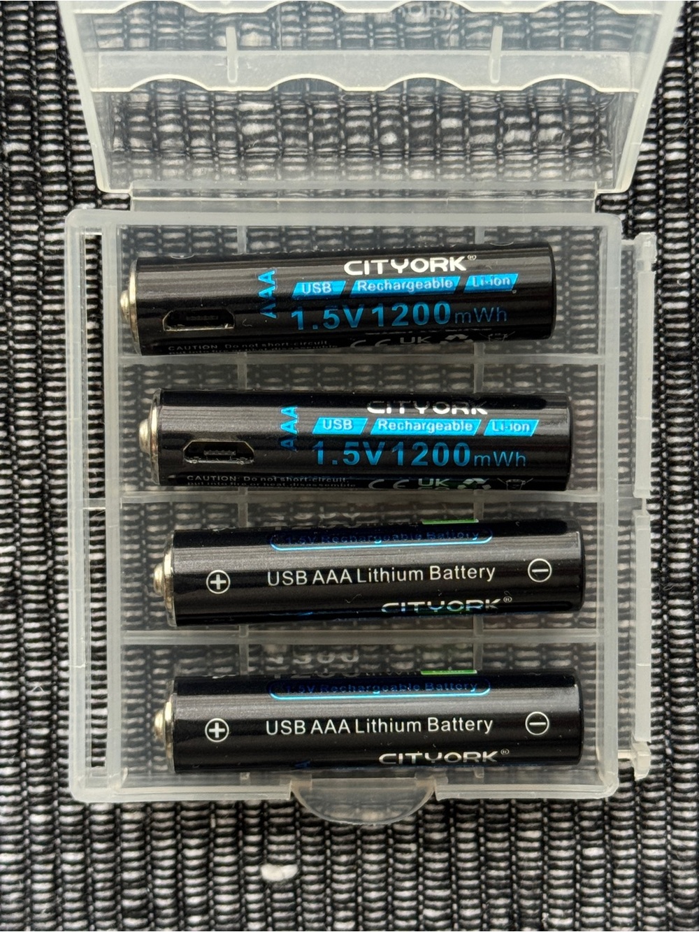 4x CITYORK USB Rechargeable AAA Batteries w/ Storage Case & Charging Cable